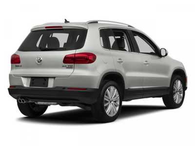 2013 Volkswagen Tiguan, $6998. Photo 5