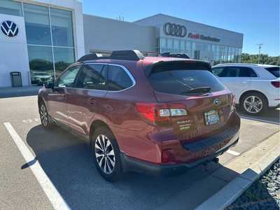 2017 Subaru Outback, $12998. Photo 5