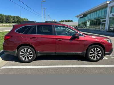 2017 Subaru Outback, $12998. Photo 8