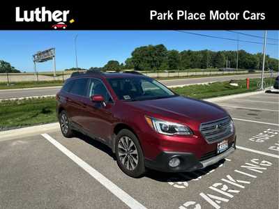2017 Subaru Outback, $12998. Photo 1