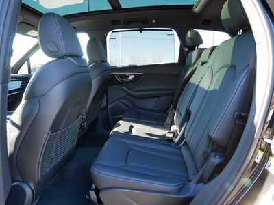 2025 Audi Q7, $0. Photo 6