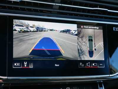 2025 Audi Q7, $0. Photo 9