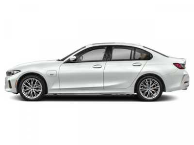 2023 BMW 3 Series, $35000. Photo 6