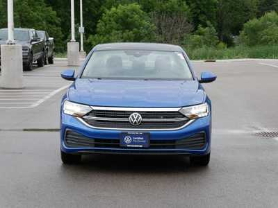 2023 Volkswagen Jetta, $21998. Photo 2