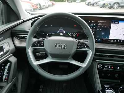 2025 Audi Q5, $59800. Photo 12
