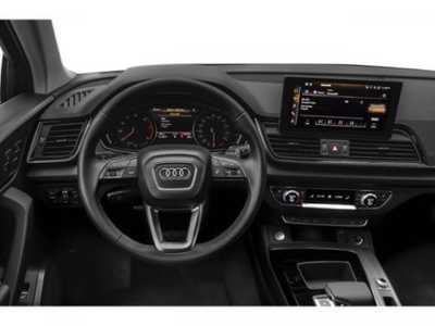 2022 Audi Q5, $35000. Photo 10