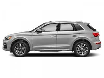 2022 Audi Q5, $35000. Photo 3