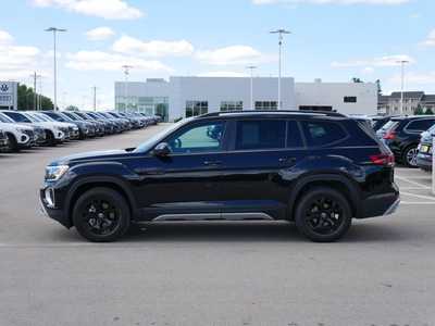 2025 Volkswagen Atlas, $0. Photo 4