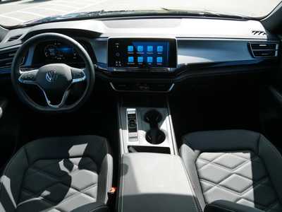 2025 Volkswagen Atlas, $37998. Photo 10