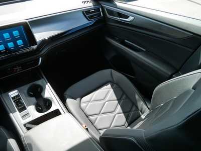 2025 Volkswagen Atlas, $37998. Photo 11
