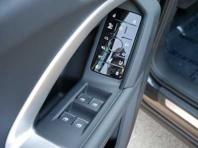 2025 Audi Q5, $59000. Photo 8