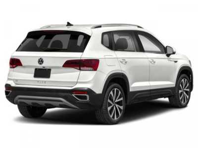 2022 Volkswagen Taos, $22998. Photo 2