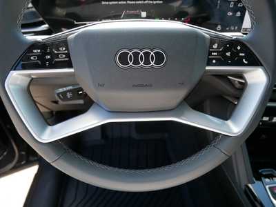 2025 Audi Q5, $59390. Photo 10