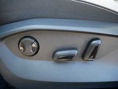 2025 Volkswagen Taos, $31389. Photo 12