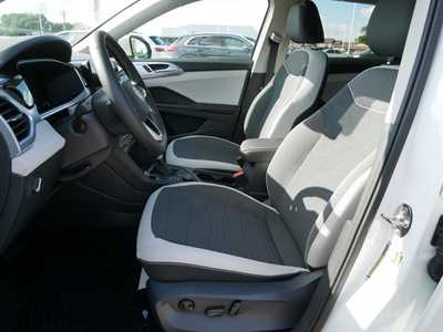 2025 Volkswagen Taos, $31389. Photo 6