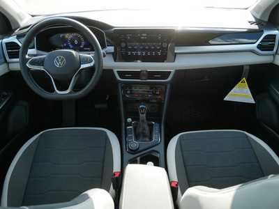 2025 Volkswagen Taos, $31389. Photo 9