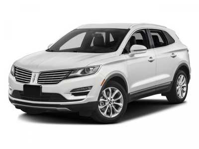 2017 Lincoln MKC, $15998. Photo 4