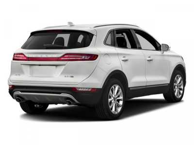 2017 Lincoln MKC, $15998. Photo 5
