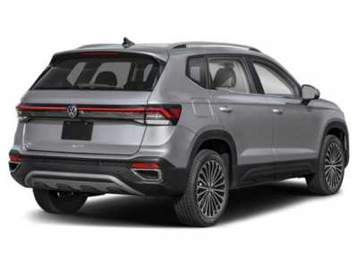 2025 Volkswagen Taos, $31901. Photo 5