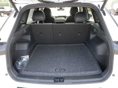 2025 Volkswagen Tiguan, $37486. Photo 5