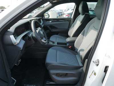 2025 Volkswagen Tiguan, $37486. Photo 7
