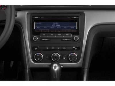2015 Volkswagen Passat, $10000. Photo 12