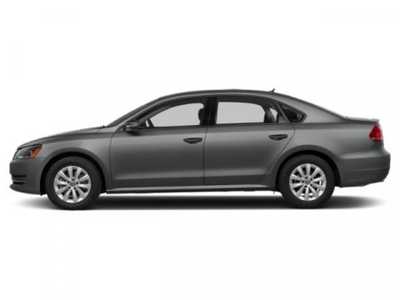 2015 Volkswagen Passat, $10000. Photo 3