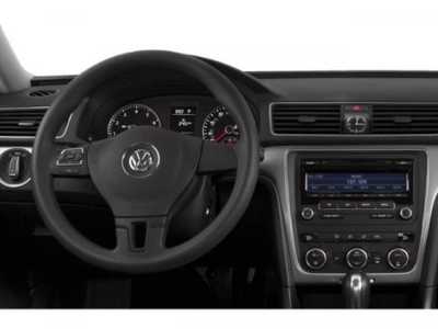 2015 Volkswagen Passat, $10000. Photo 9