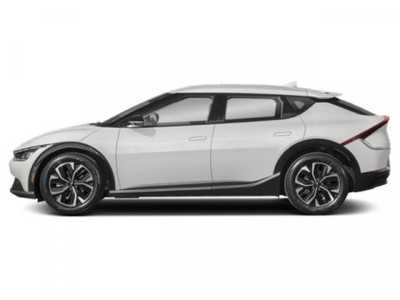 2022 Kia EV6, $23498. Photo 3