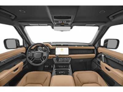 2024 Land Rover Defender, $95000. Photo 8