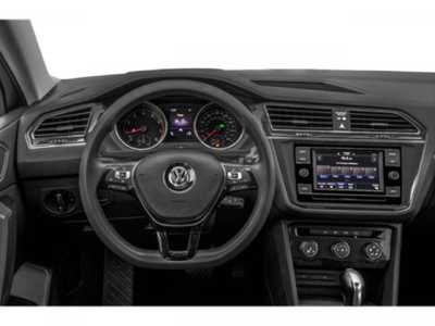 2021 Volkswagen Tiguan, $20998. Photo 10