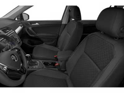 2021 Volkswagen Tiguan, $20998. Photo 12
