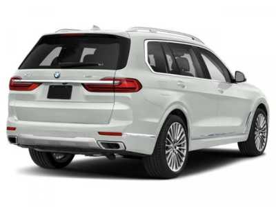 2021 BMW X7, $0. Photo 2