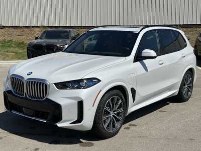 2026 BMW X5, $84325. Photo 3