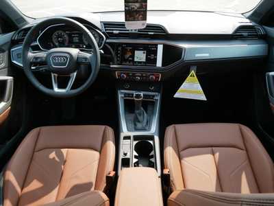 2025 Audi Q3, $46075. Photo 10