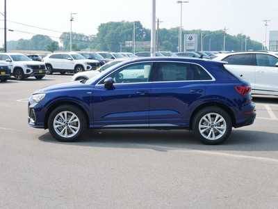 2025 Audi Q3, $46075. Photo 3