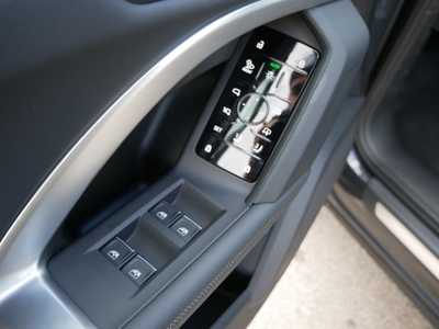 2025 Audi Q5, $59950. Photo 7