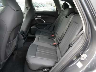 2025 Audi Q5, $59950. Photo 8