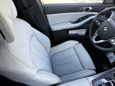 2026 BMW X5, $76820. Photo 9