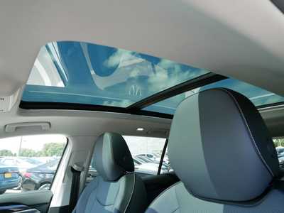 2025 Volkswagen Tiguan, $34176. Photo 11