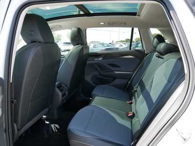 2025 Volkswagen Tiguan, $34176. Photo 6