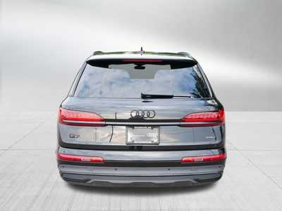 2022 Audi Q7, $50000. Photo 6