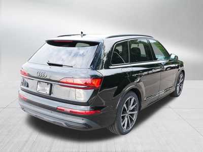 2022 Audi Q7, $50000. Photo 7