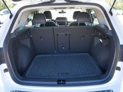 2025 Volkswagen Taos, $31631. Photo 5