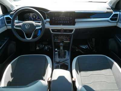 2025 Volkswagen Taos, $31631. Photo 9