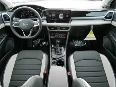 2025 Volkswagen Taos, $35444. Photo 9