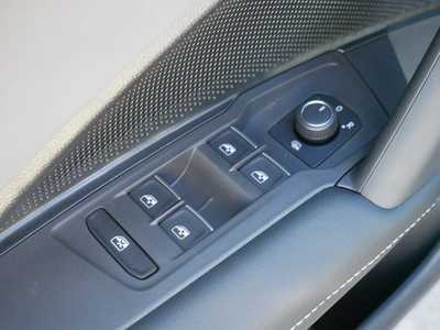 2025 Volkswagen Tiguan, $34176. Photo 7