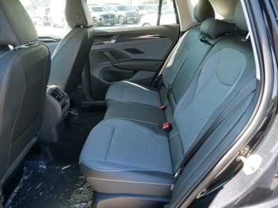 2025 Volkswagen Tiguan, $34176. Photo 8