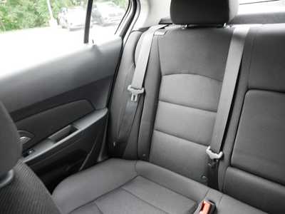 2015 Chevrolet Cruze, $7798. Photo 12