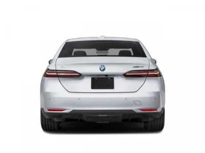 2026 BMW i5, $85725. Photo 8